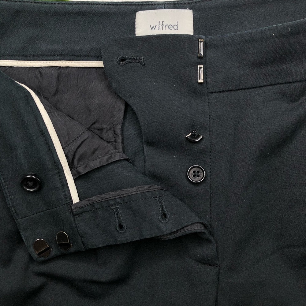 Aritzia Wilfred Sparks Pants in Black - Picture 3 of 9